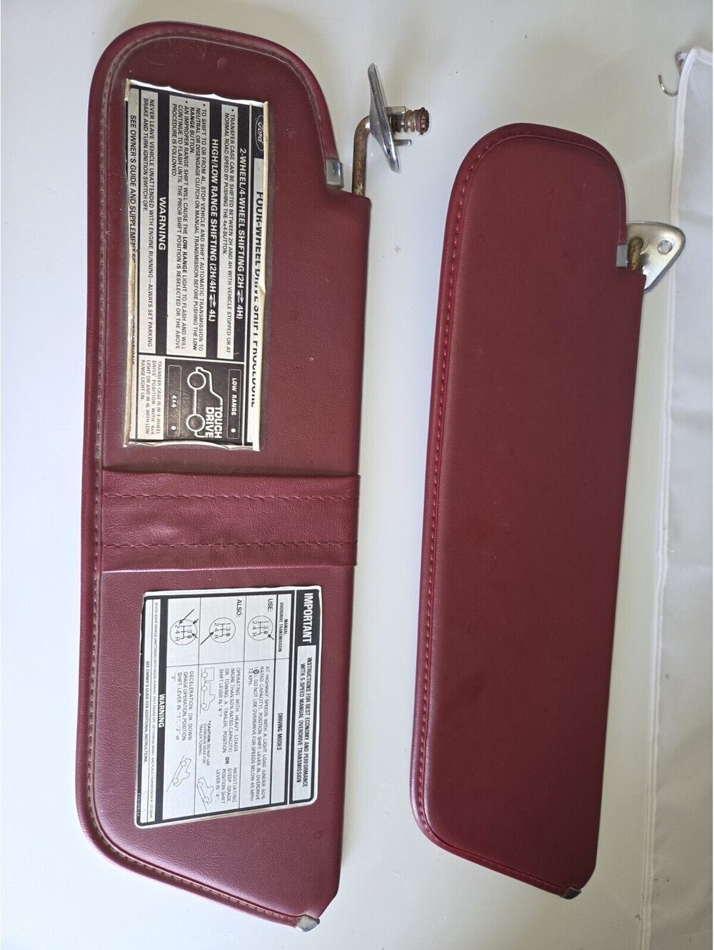 1983-1988 Ford Ranger Bronco II Sun Visor Set Driver Passenger Pair ReD SG4